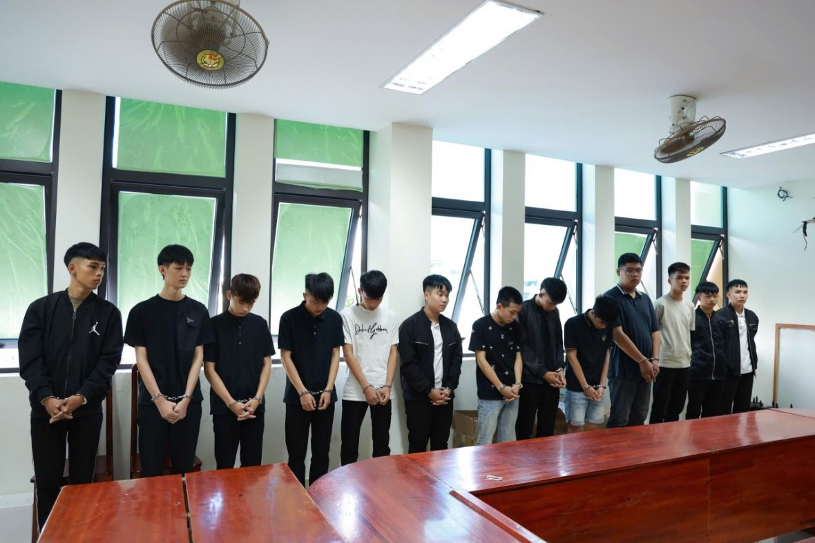 Nhóm đối tượng tại cơ quan Công an. (Ảnh: CAQT)