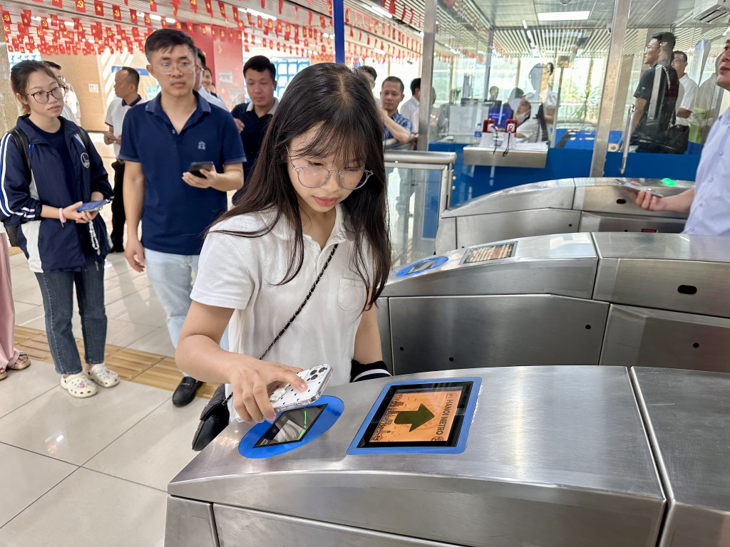 Hà Nội thử nghiệm áp dụng sinh trắc học khi đi metro Cát Linh - Hà Đông