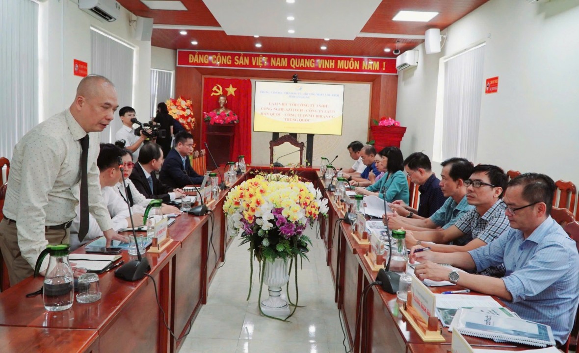 Các doanh nghiệp Hàn Quốc, Trung Quốc đề xuất hợp tác chuyển đổi xanh tại An Giang Các doanh nghiệp Hàn Quốc, Trung Quốc đề xuất hợp tác chuyển đổi xanh tại An Giang