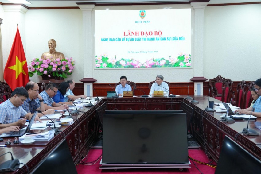 Tiếp tục rà soát, hoàn thiện dự án Luật Thi hành án dân sự (sửa đổi) Tiếp tục rà soát, hoàn thiện dự án Luật Thi hành án dân sự (sửa đổi)