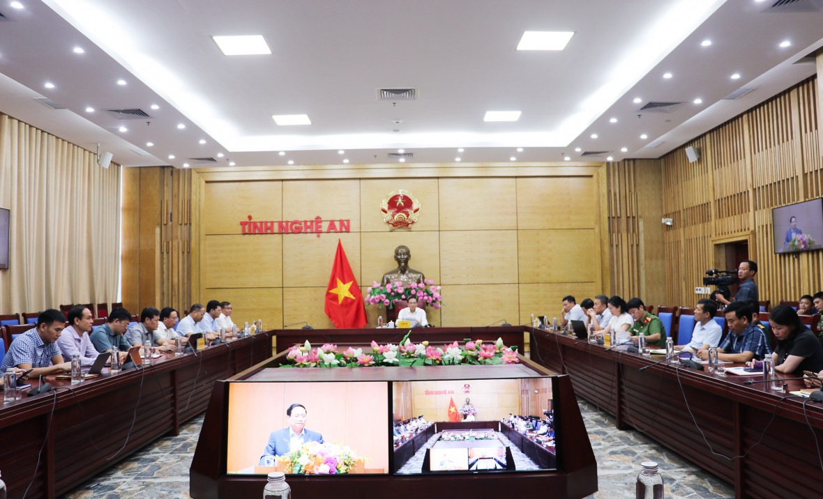 Quang cảnh phiên họp tại điểm cầu Nghệ An.