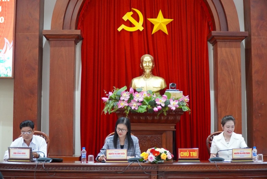 Đồng Tháp tăng tốc giải ngân, phấn đấu tăng trưởng trên 8% năm 2025 Đồng Tháp tăng tốc giải ngân, phấn đấu tăng trưởng trên 8% năm 2025