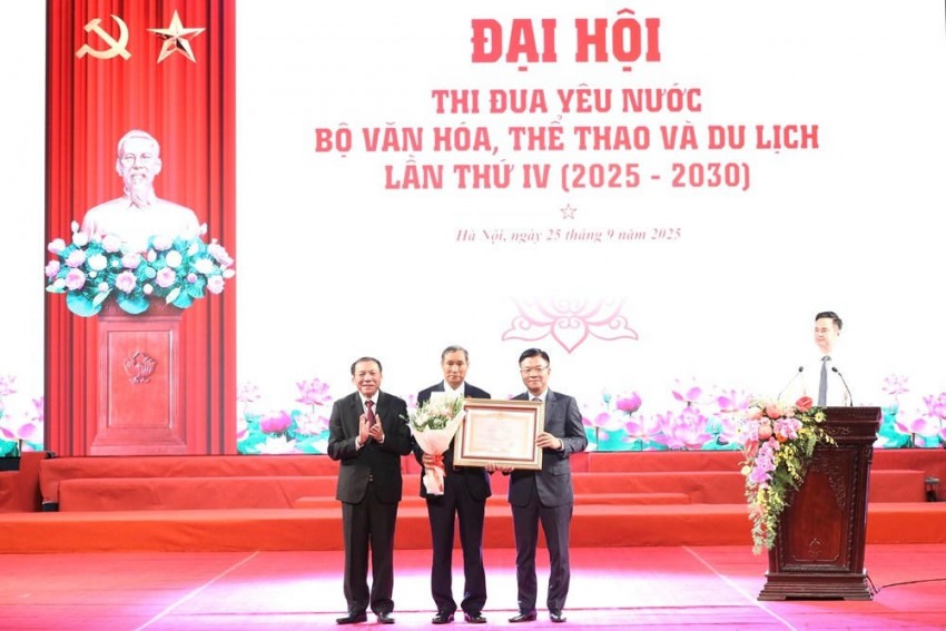 Thi đua yêu nước khơi dậy khát vọng phát triển, lan tỏa niềm tin, trí tuệ và bản lĩnh Việt Nam
