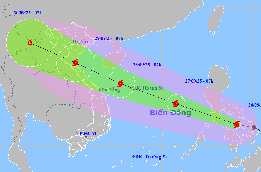 Thủ tướng Chính phủ chỉ đạo tập trung ứng phó bão số 10