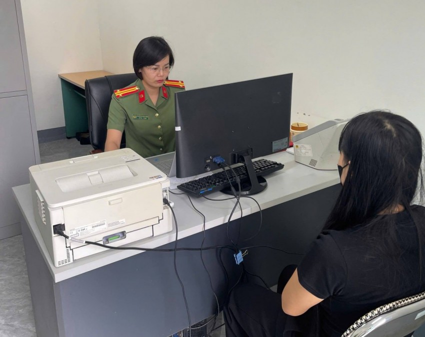 L.T.N tại cơ quan công an. Ảnh: Công an tỉnh Lào Cai.