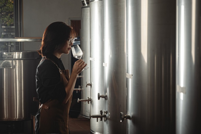 Cô gái mang hương vị 