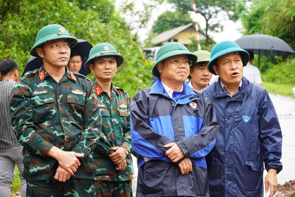 Quảng trị: Khắc phục hậu quả bão số 10 gây ra tại các xã miền núi