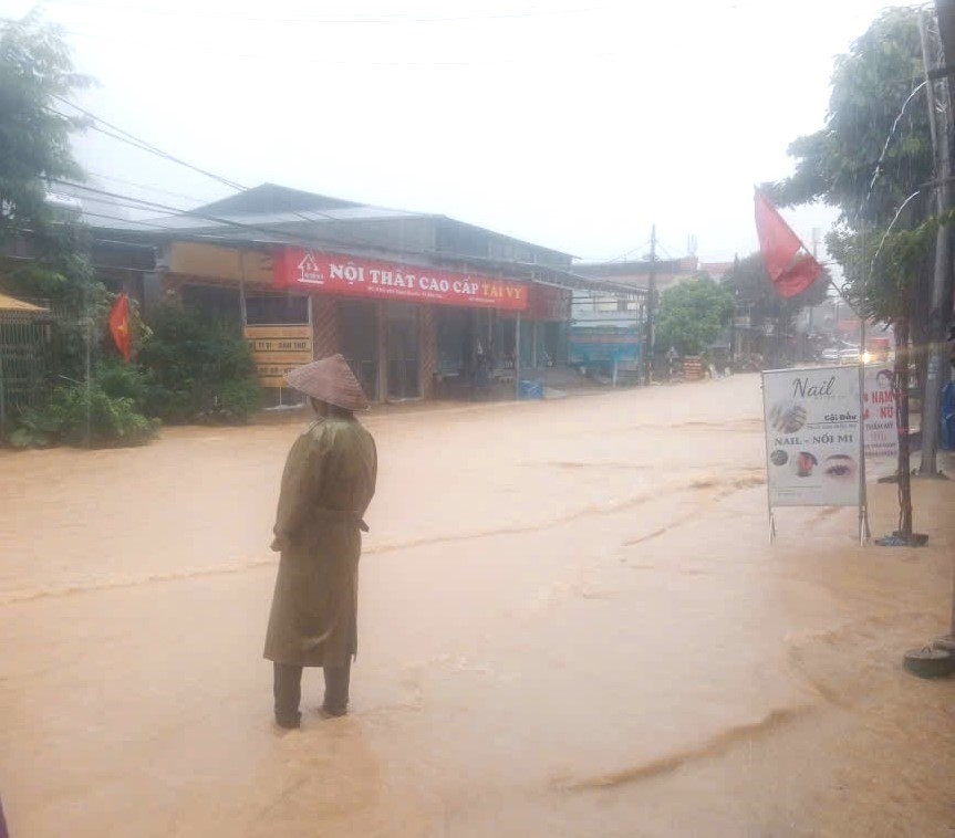 Mưa lớn ở Lạng Sơn, một người tử vong, nhiều khu vực ngập nặng