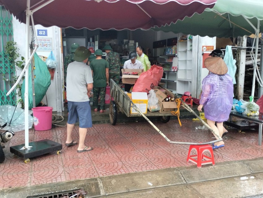 Nước sông lên nhanh, hàng trăm ngôi nhà ở Tuyên Quang ngập sâu