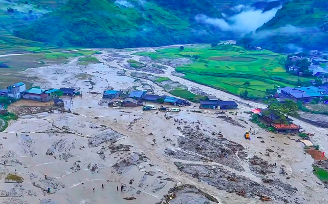 Mưa lũ gây thiệt hại nặng nề tại xã Tú Lệ Mưa lũ gây thiệt hại nặng nề tại xã Tú Lệ