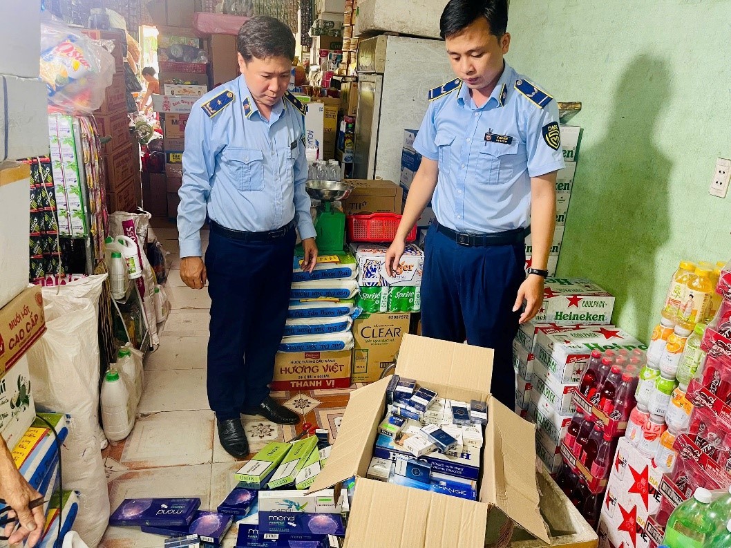 Quảng Ngãi: Liên tiếp kiểm tra, xử lý và tiêu hủy thuốc lá điếu nhập lậu