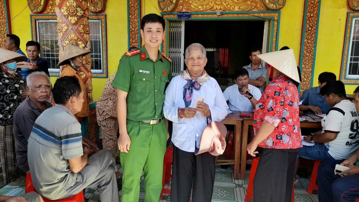 Công an tỉnh Cà Mau: “Lúc dân cần, lúc dân khó, có Công an” trở thành hành động thiết thực
