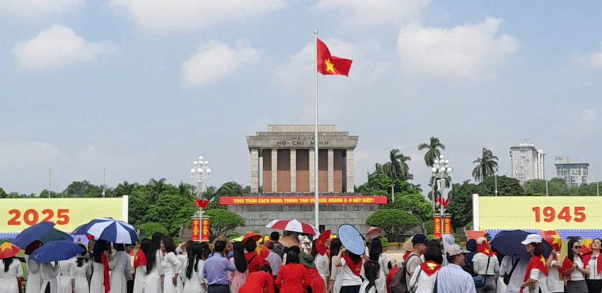 Quý III/2025: Khách du lịch đến Hà Nội ước đạt 1,9 triệu lượt Quý III/2025: Khách du lịch đến Hà Nội ước đạt 1,9 triệu lượt