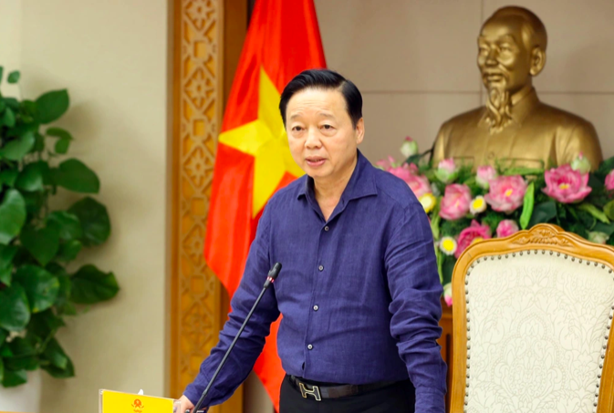 Phó Thủ tướng Trần Hồng Hà chỉ đạo chuẩn bị kịch bản xấu nhất để ứng phó với cơn bão số 11.