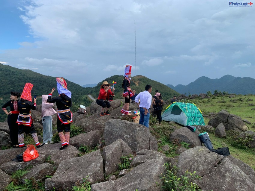 “Đêm trăng Cao Ly” : Khai mạc Tuần Du lịch Thu - Đông 2025 tại xã miền biên viễn Quảng Ninh