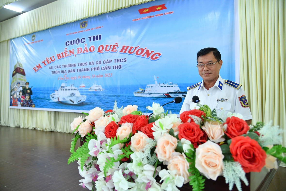 Sôi nổi và bổ ích chương trình “Cảnh sát biển đồng hành với ngư dân