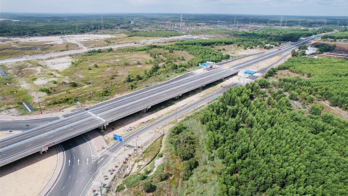 Đồng Nai cam kết bàn giao toàn bộ mặt bằng nút giao QL51 trong đầu tháng 10