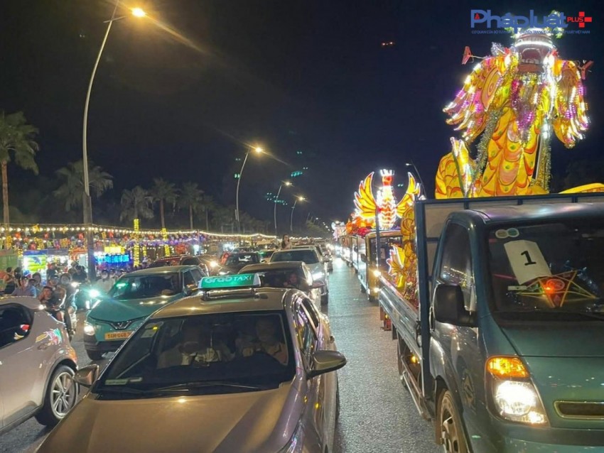 Rộn ràng không khi Tết Trung thu tại nhiều địa phương ở Quảng Ninh