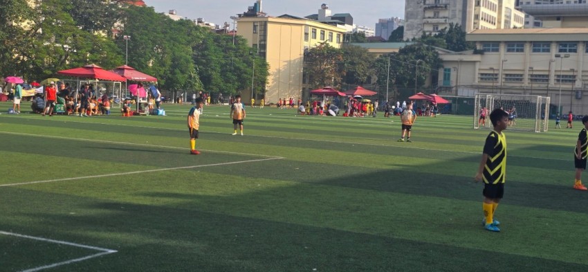 Giải bóng đá Trường Tiểu học Dịch Vọng A: Đội bóng lớp 5G tiếp tục bảo vệ ngôi vương