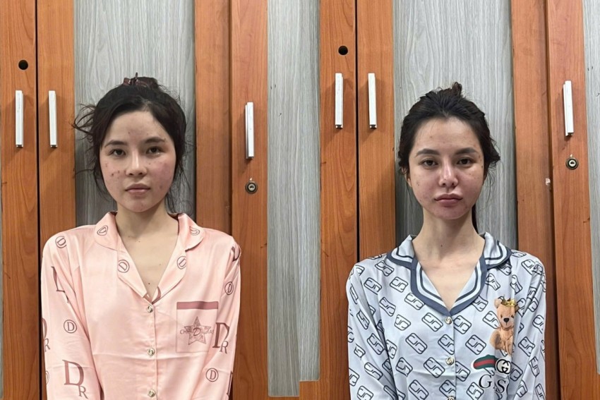 Hai đối tượng Quyên, Tuyền được xác định tham gia dẫn dụ, đưa người sang Campuchia làm việc tại các “trung tâm lừa đảo trực tuyến”. Ảnh CACC.