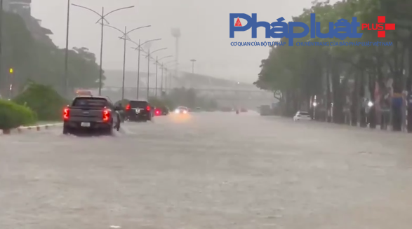 Giải mã vì sao Thủ đô cứ mưa là ngập- Bài 2: Quy hoạch đô thị bất cập – “căn bệnh” lâu năm khiến Hà Nội chìm trong nước