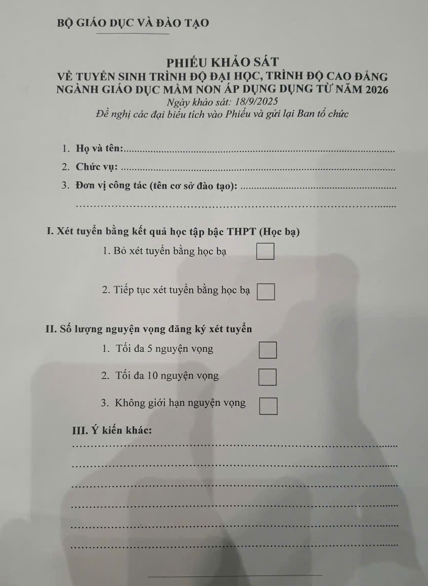 Nhiều ý kiến về việc nên giữ hay bỏ xét tuyển học bạ