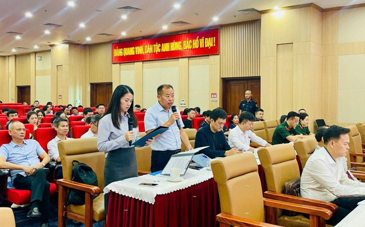 Hải quan khu vực VIII tăng tốc chuyển đổi số, đồng hành doanh nghiệp xuất nhập khẩu