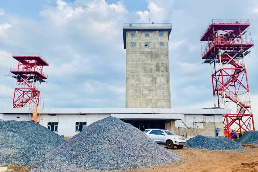 Lắp đặt hệ thống radar “đôi mắt thép” tại sân bay Long Thành.