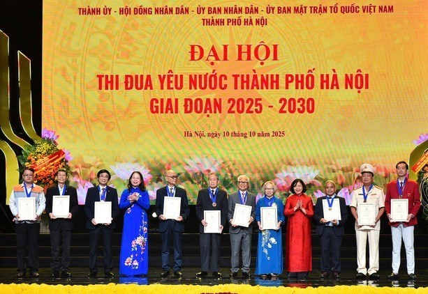 Hà Nội vinh danh 10 "Công dân Thủ đô ưu tú" năm 2025