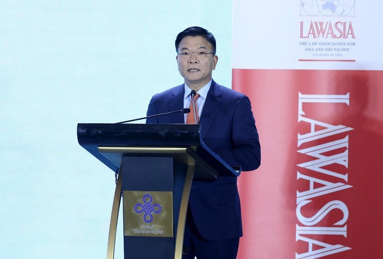 Chung tay giải quyết các vấn đề pháp lý toàn cầu, thúc đẩy một thế giới công bằng, thượng tôn pháp luật