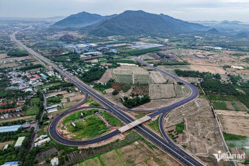 Đồng Nai vươn mình mạnh mẽ trong kỷ nguyên mới