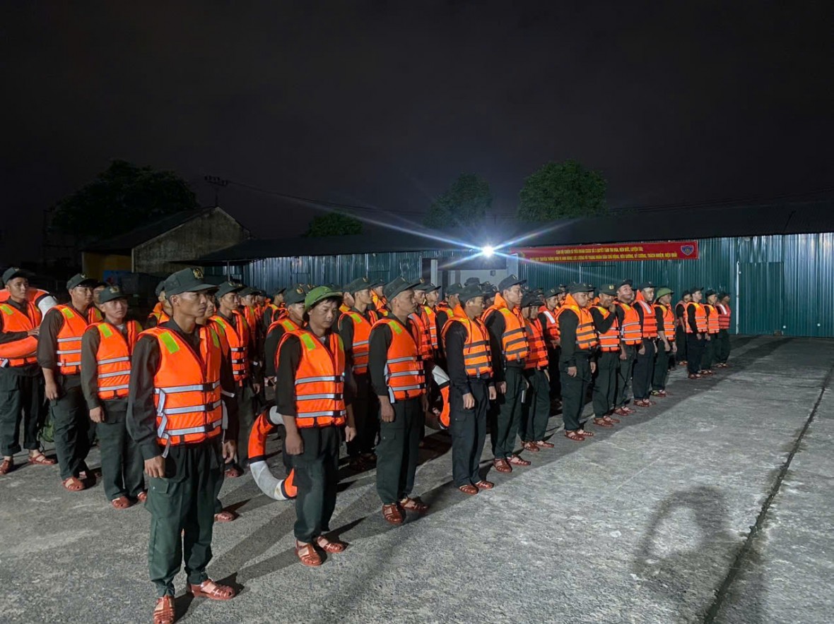 Huy động hơn 32.100 lượt cán bộ chiến sĩ Công an phối hợp tham gia khắc phục hậu quả mưa lũ sau bão