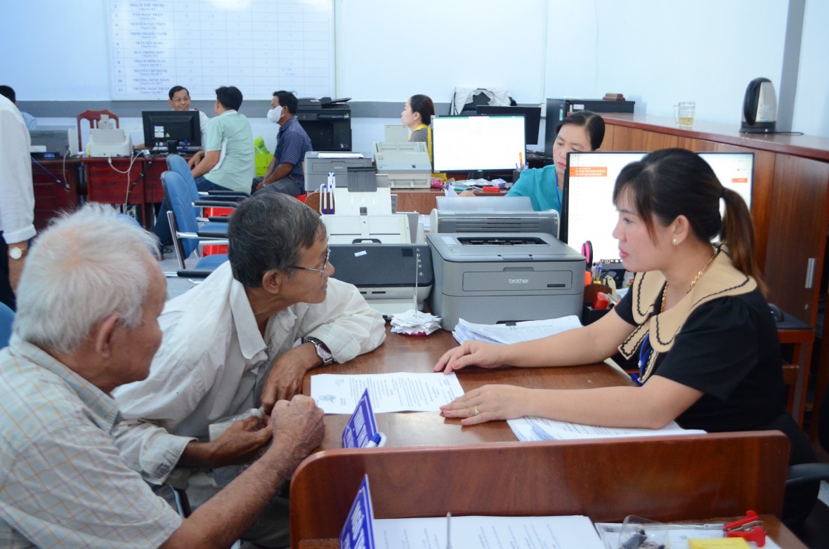 Cà Mau: Nâng cao chất lượng phục vụ dân sau sắp xếp đơn vị hành chính Cà Mau: Nâng cao chất lượng phục vụ dân sau sắp xếp đơn vị hành chính