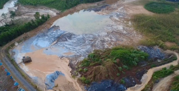 Vỡ hồ chứa bùn tại Nhà máy Luyện gang thép ở Thái Nguyên