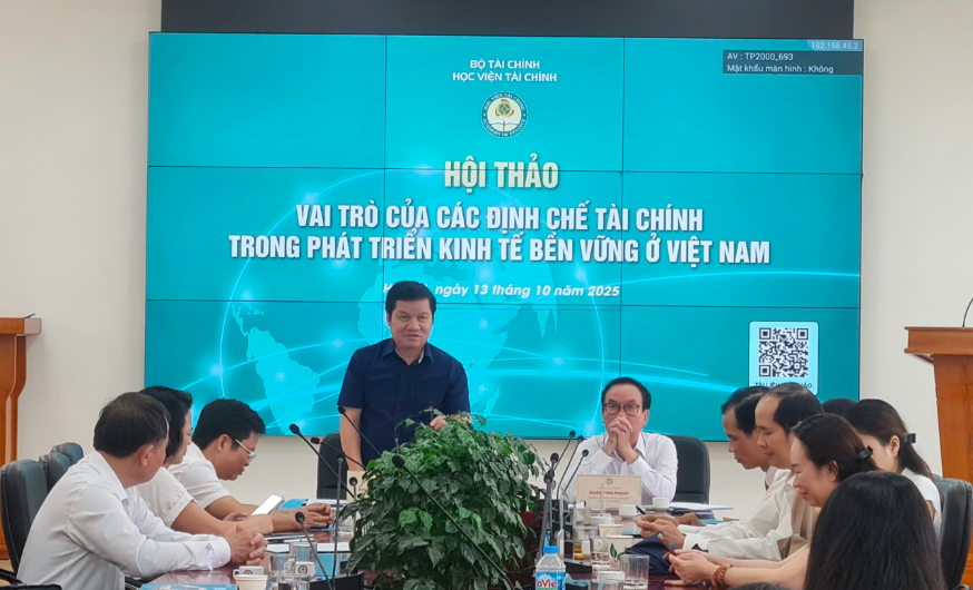 Vai trò của các định chế tài chính trong phát triển kinh tế bền vững ở Việt Nam