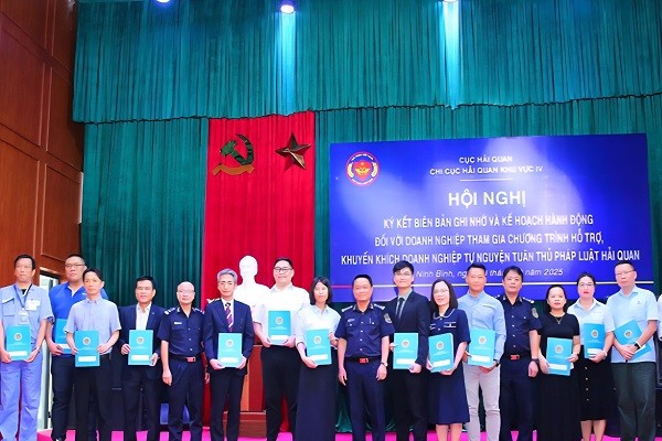 Hỗ trợ, khuyến khích doanh nghiệp tuân thủ pháp luật Hải quan Hỗ trợ, khuyến khích doanh nghiệp tuân thủ pháp luật Hải quan