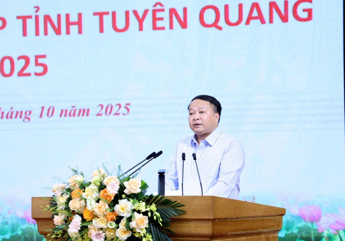 Tuyên Quang: 30 tập thể, 12 cá nhân được nhận Bằng khen vì có thành tích xuất sắc trong hoạt động doanh nghiệp năm 2025.