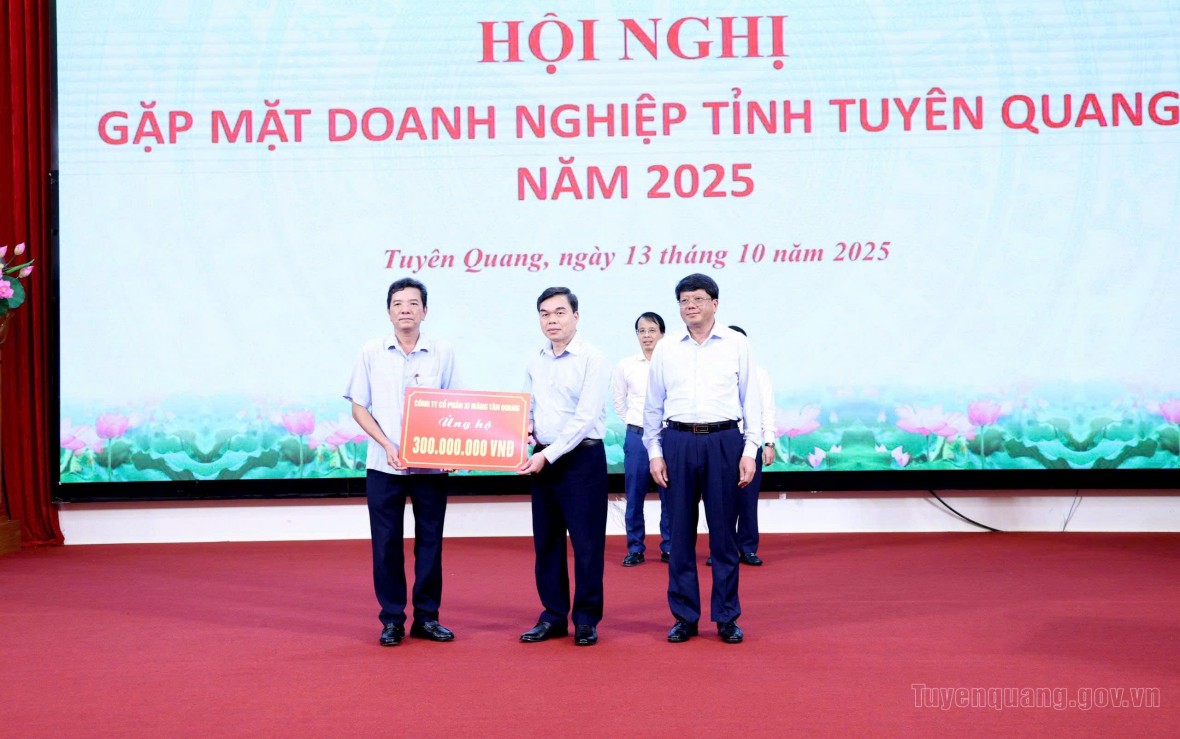 Tuyên Quang: 30 tập thể, 12 cá nhân được nhận Bằng khen vì có thành tích xuất sắc trong hoạt động doanh nghiệp năm 2025.
