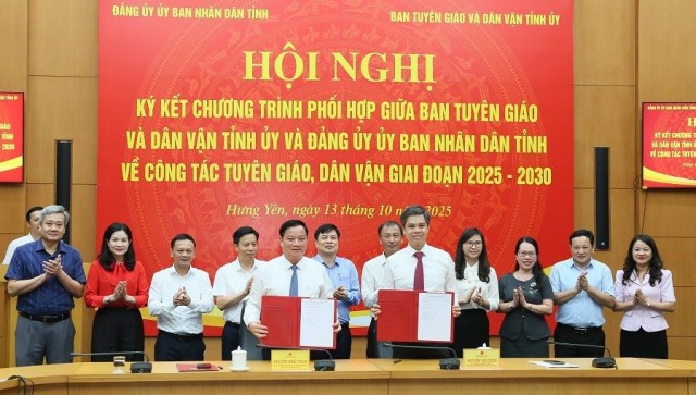 Hưng Yên: Ký kết chương trình phối hợp về công tác dân vận, tuyên giáo giai đoạn 2025 - 2030