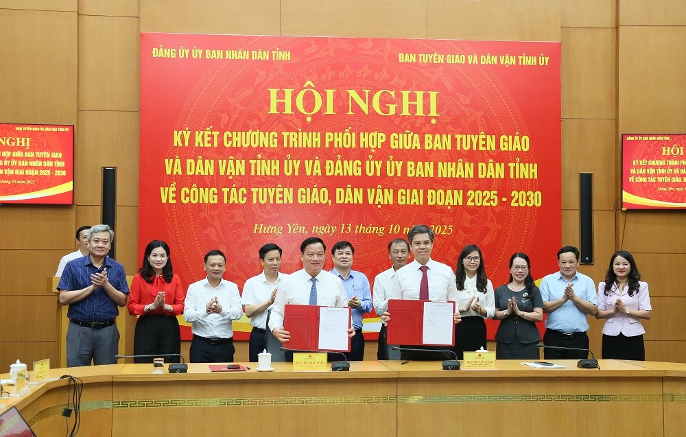 Hưng Yên: Ký kết chương trình phối hợp về công tác dân vận, tuyên giáo giai đoạn 2025 - 2030