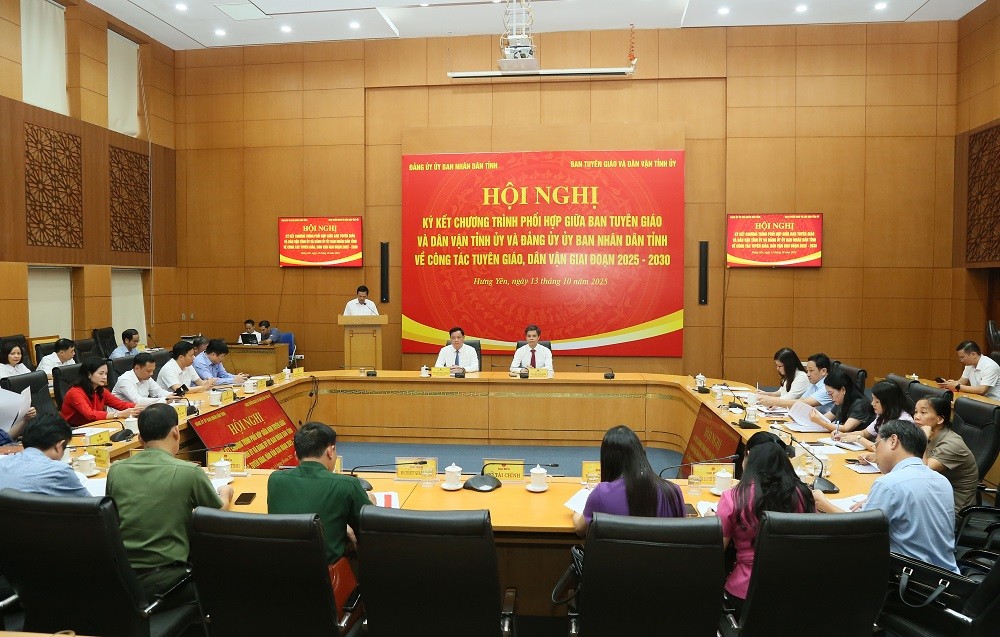 Hưng Yên: Ký kết chương trình phối hợp về công tác dân vận, tuyên giáo giai đoạn 2025 - 2030