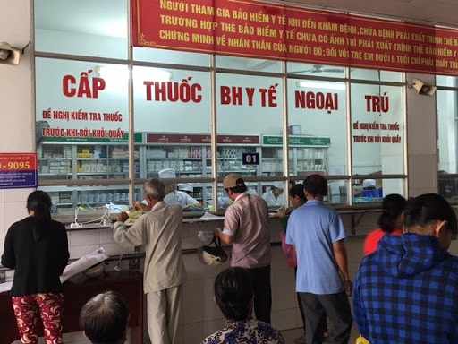 BHXH Việt Nam vừa có chỉ đạo BHXH các tỉnh, thành phố trực thuộc Trung ương khẩn trương, tập trung triển khai một số giải pháp nhằm tạo thuận lợi và đảm bảo đầy đủ, kịp thời quyền lợi BHYT cho người dân bị ảnh hưởng bởi bão, lũ vừa qua. (Ảnh minh họa).