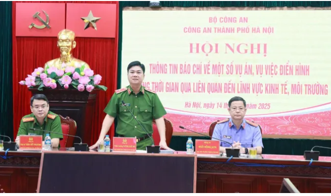 Màn “biến hóa” thịt trâu thành thịt bò nhãn hiệu Hidasan Màn “biến hóa” thịt trâu thành thịt bò nhãn hiệu Hidasan