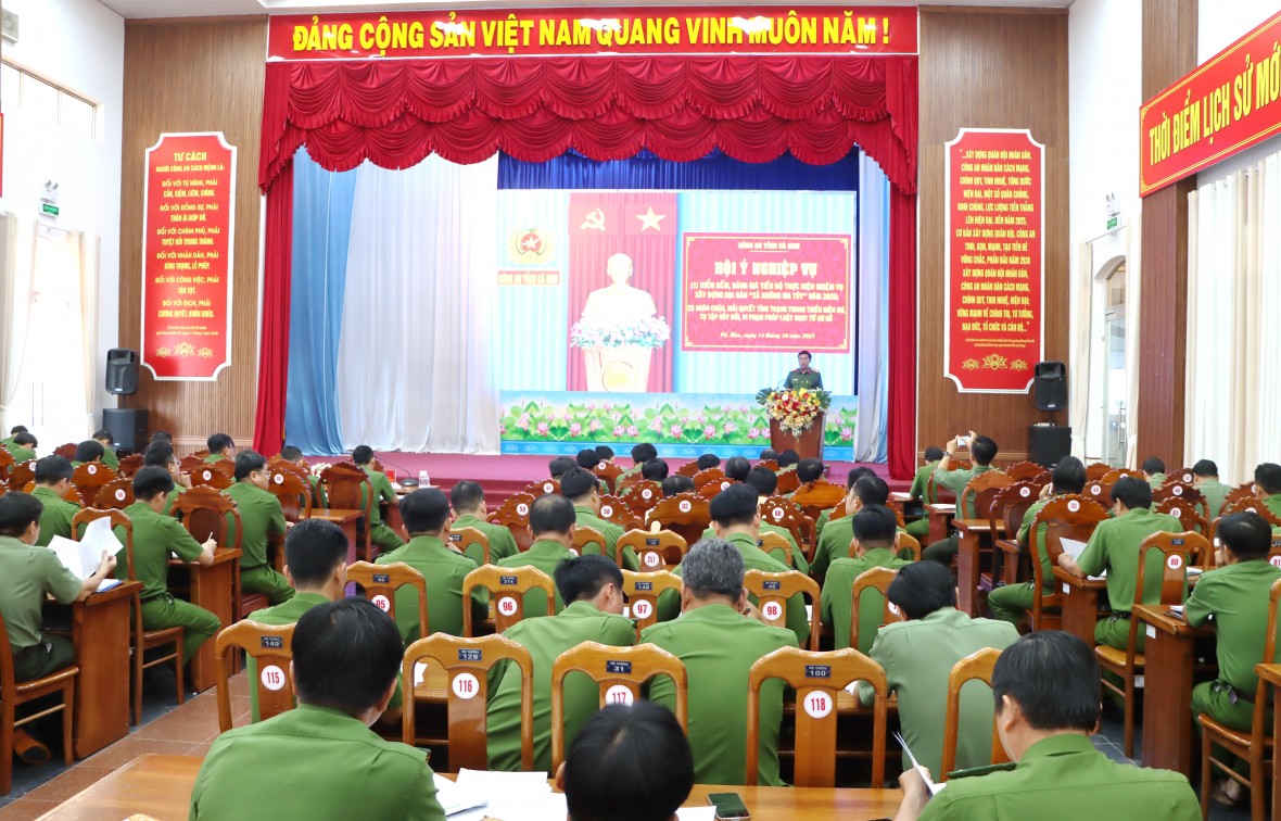 Cà Mau: Quyết liệt xây dựng “Xã không ma túy”, ngăn chặn vi phạm pháp luật từ cơ sở Cà Mau: Quyết liệt xây dựng “Xã không ma túy”, ngăn chặn vi phạm pháp luật từ cơ sở