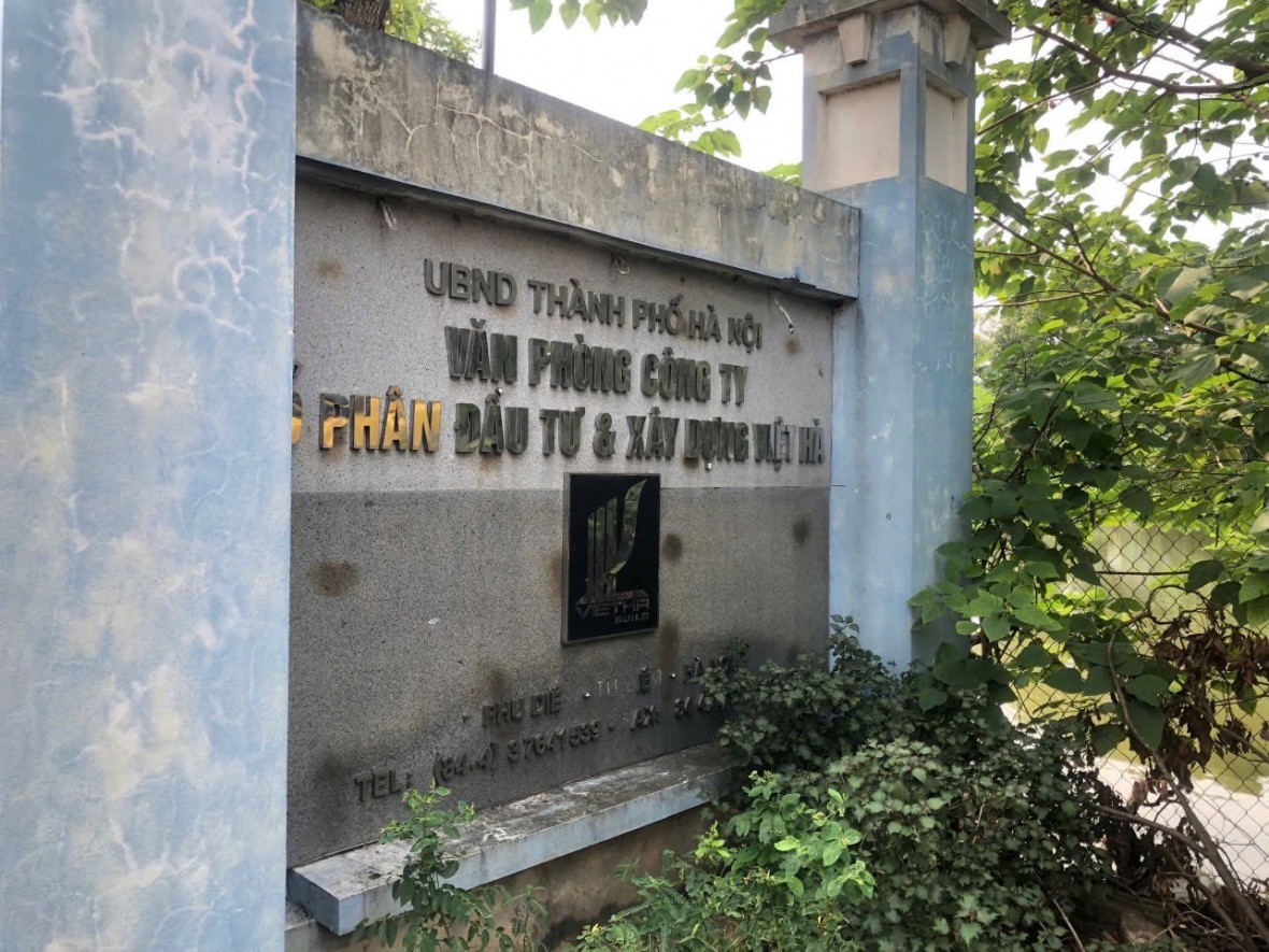 Tiếp vụ dòng nước ngập chuyển màu đỏ ở phường Đông Ngạc: Công ty Việt Hà từ chối cung cấp danh sách 31 công ty thuê đất Tiếp vụ dòng nước ngập chuyển màu đỏ ở phường Đông Ngạc: Công ty Việt Hà từ chối cung cấp danh sách 31 công ty thuê đất