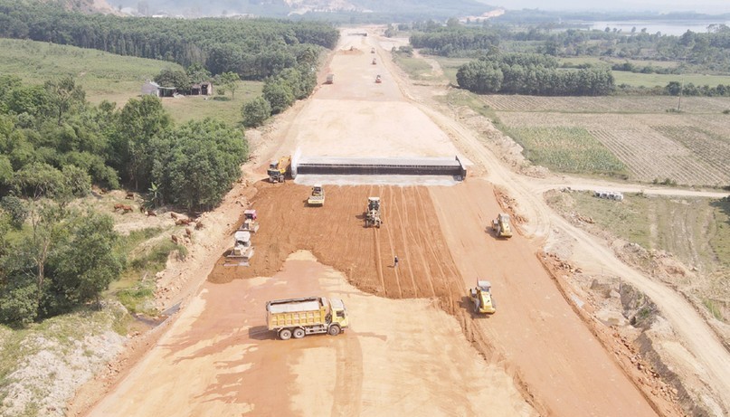 Đảm bảo tiến độ thi công các dự án.