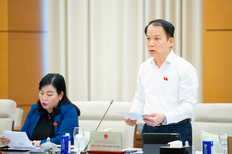 Chủ nhiệm Uỷ ban Pháp luật và Tư pháp Hoàng Thanh Tùng. Ảnh: Media Quốc hội Chủ nhiệm Uỷ ban Pháp luật và Tư pháp Hoàng Thanh Tùng. Ảnh: Media Quốc hội