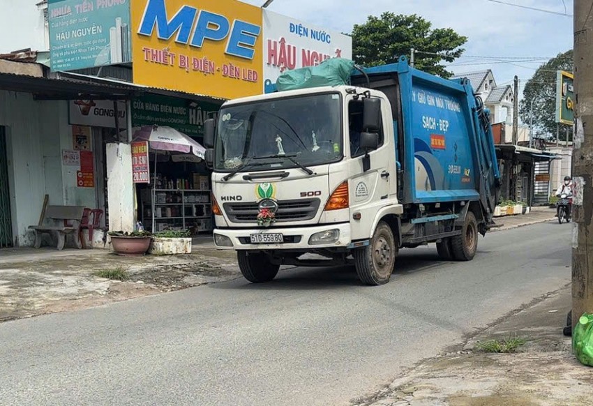 Đồng Nai: Khảo sát đặt biển cấm xe tải và dải phân cách trên các tuyến đường dân sinh phường Trảng Dài