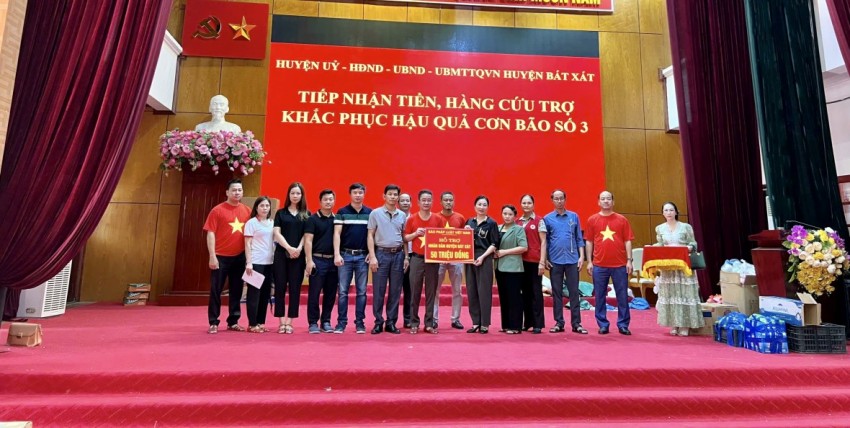 Pháp luật Plus và hành trình mang yêu thương đến những vùng đất khó khăn, bão lũ