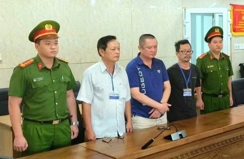 Khởi tố loạt lãnh đạo công ty xây dựng về tội trốn thuế